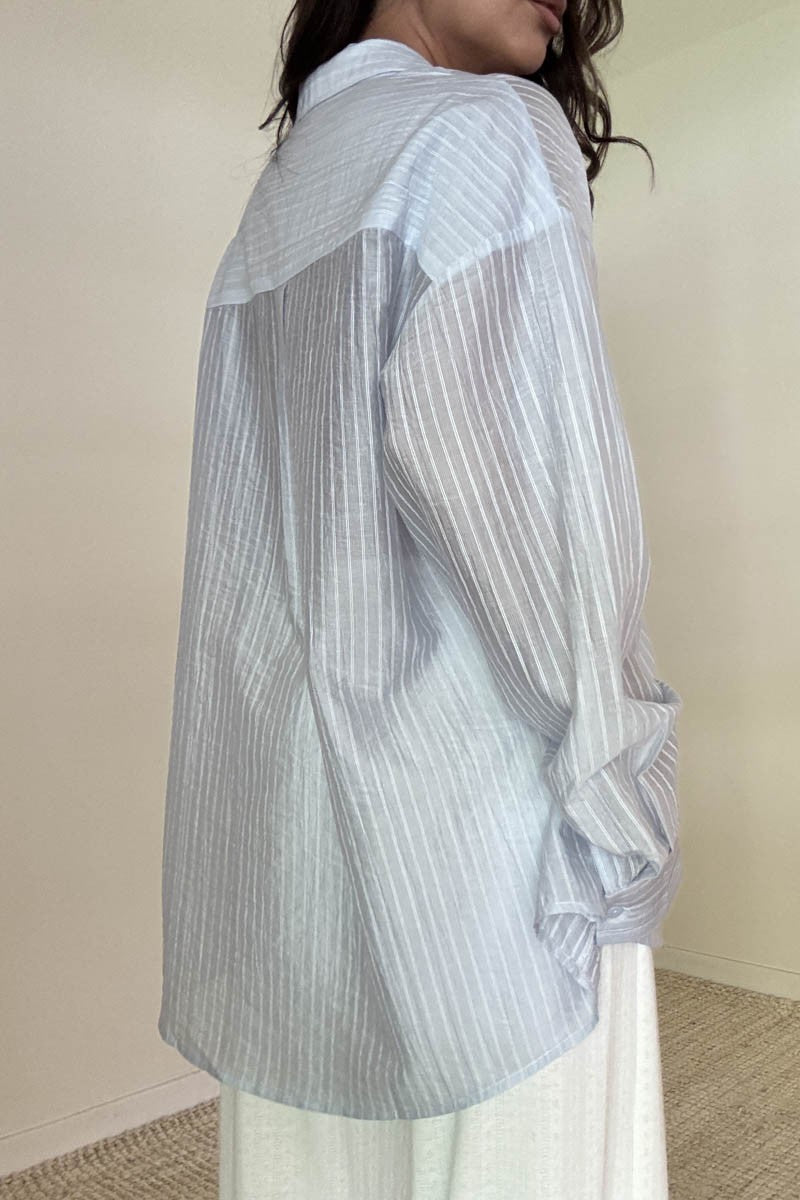 Bleu Button Down