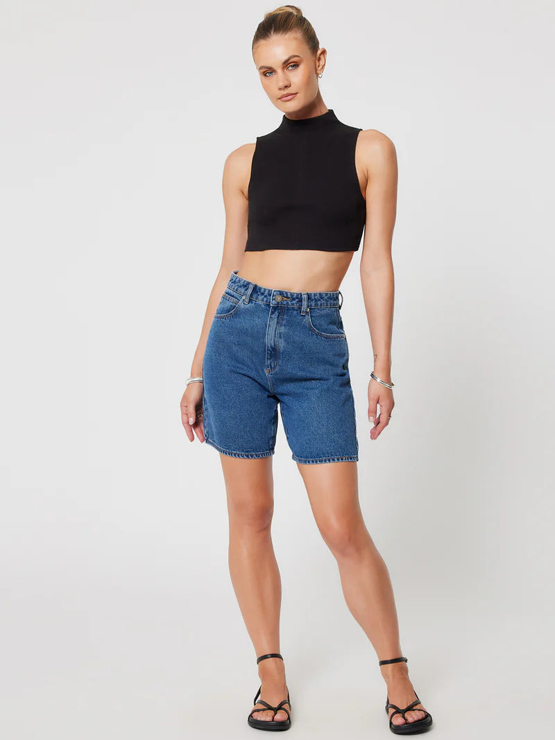Abrand Carrie Short
