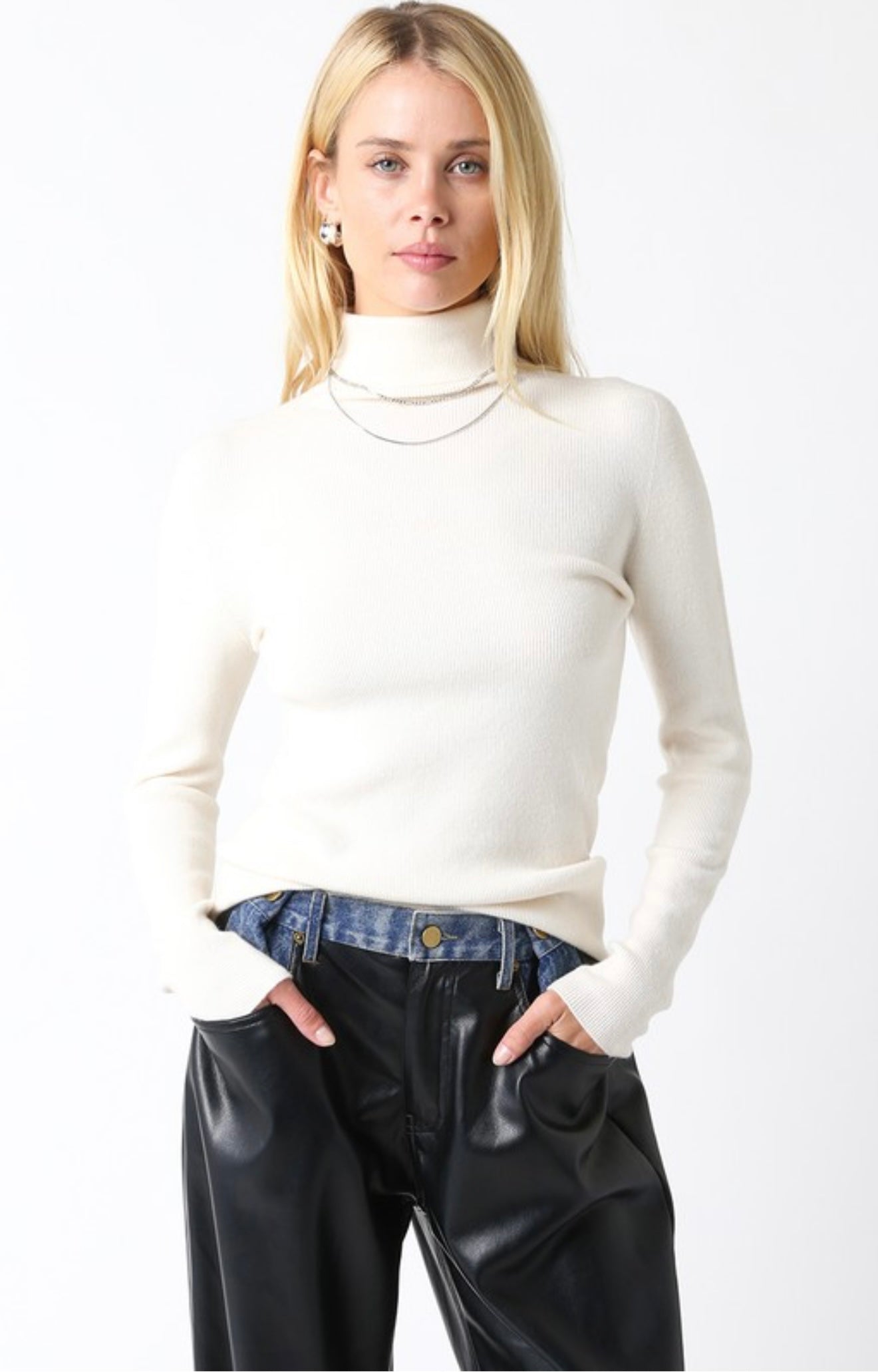 Dolli Turtleneck