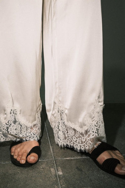 Mireya Lace Pant