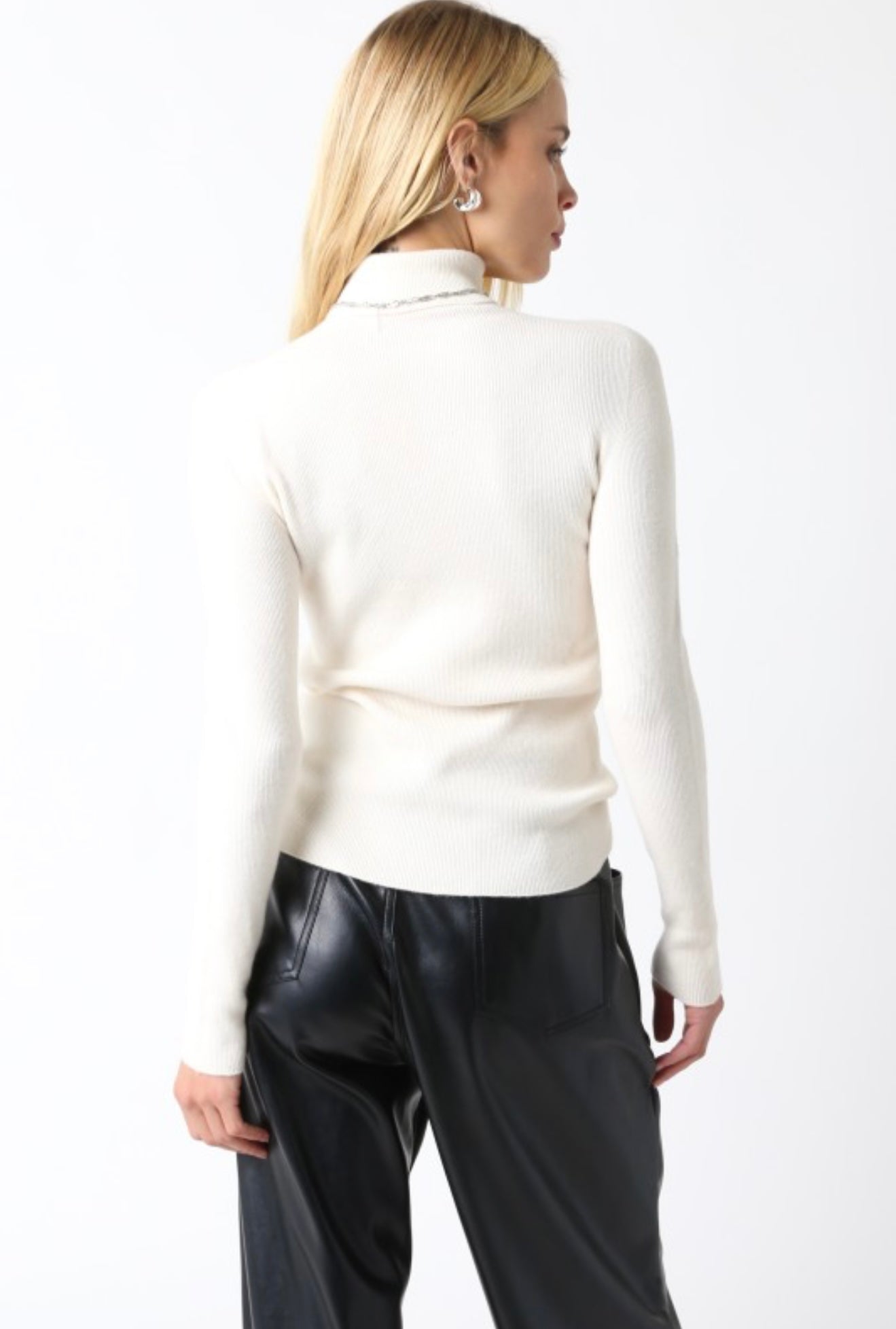 Dolli Turtleneck