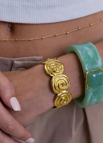 Izzy Swirl Cuff