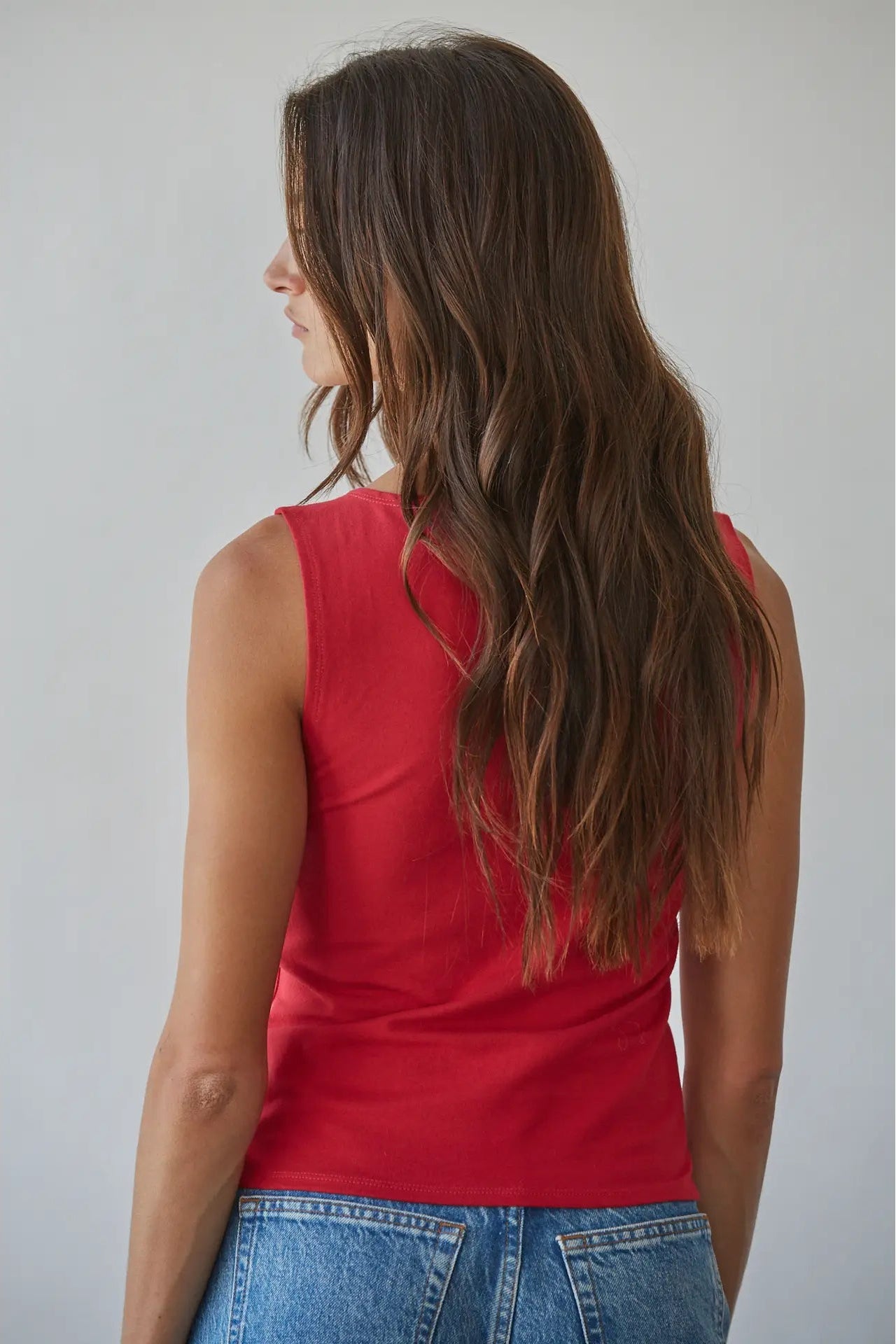 Essential Boat Neck Tank
