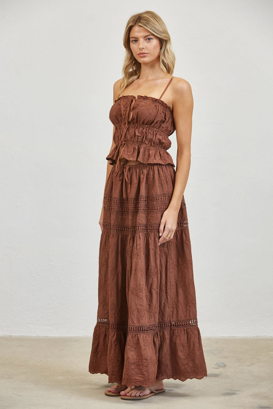 Embroidered lace maxi skirt in the color brown