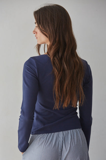 boat neck long sleeve shirt made with cotton